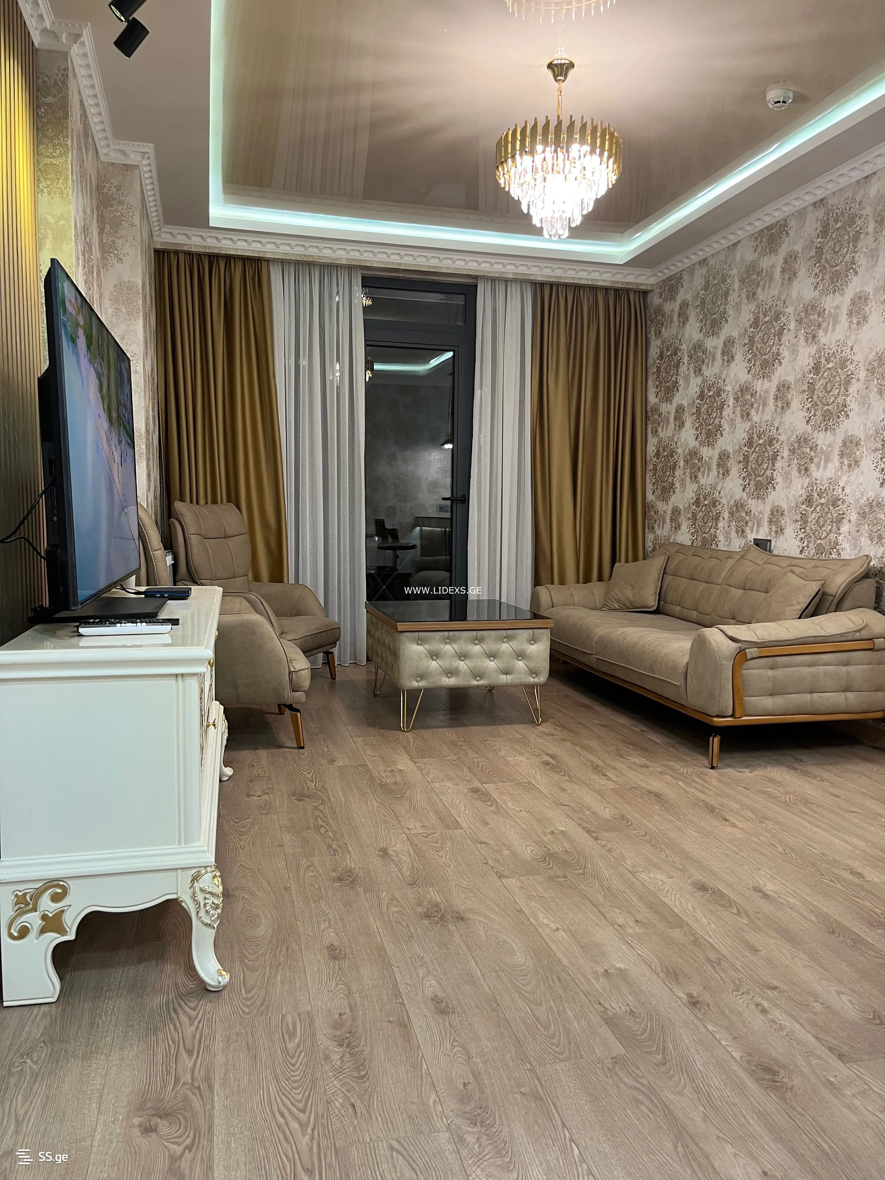 ქირავდება დღიურად 4-ოთახიანი ბინა თბილისში