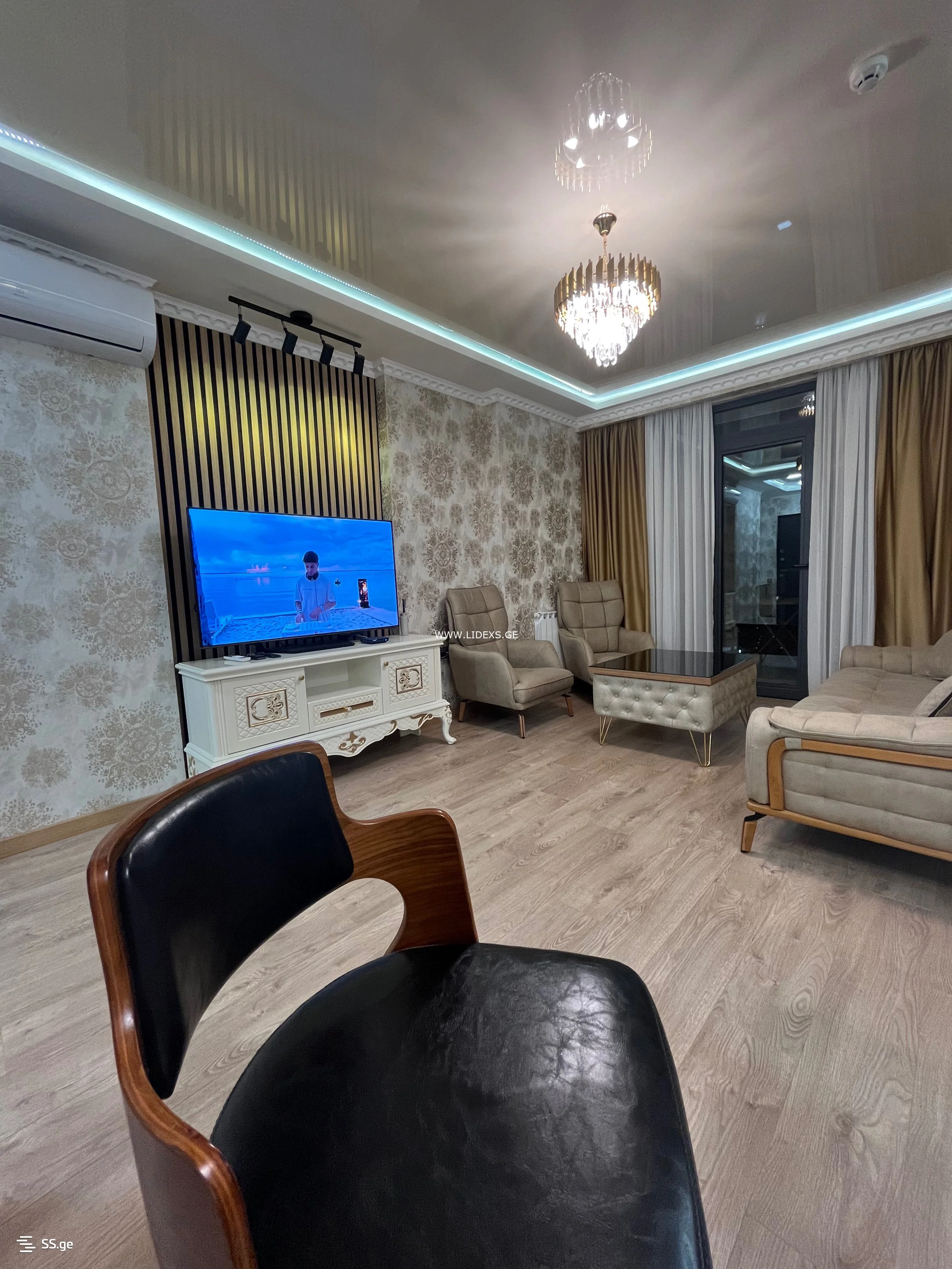 ქირავდება დღიურად 4-ოთახიანი ბინა თბილისში